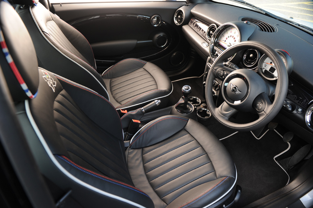 Mini Cooper S R56 Interior Mini Cooper Cars Mini Cooper S R56 Interior Mini Cooper Cars