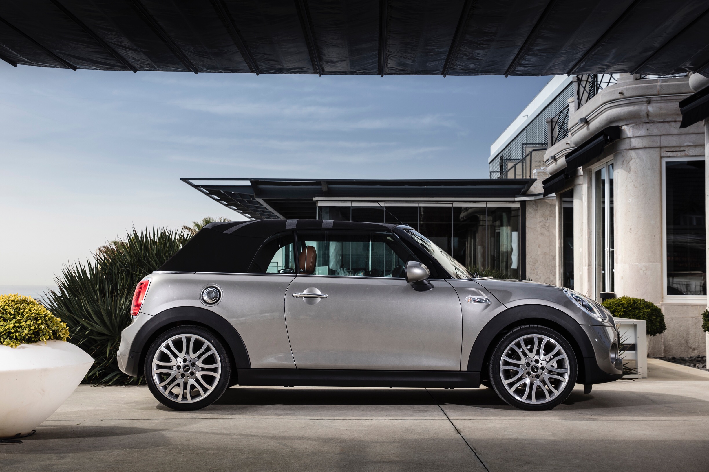 Mini Usa Delays F57 Mini Convertible Launch Motoringfile